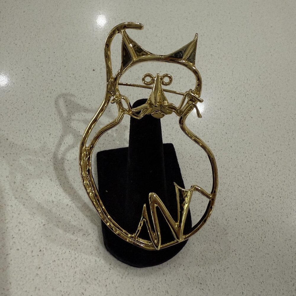 Big Kitty Cat Brooch - Picture 4 of 6